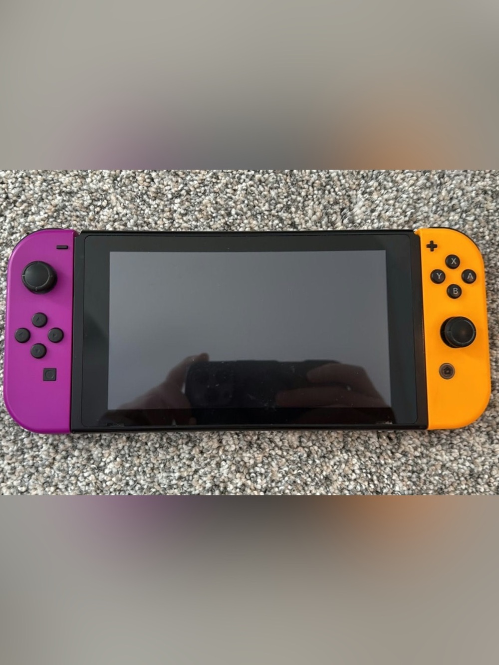 Nintendo Switch with docking station, Zelda case and 7 games